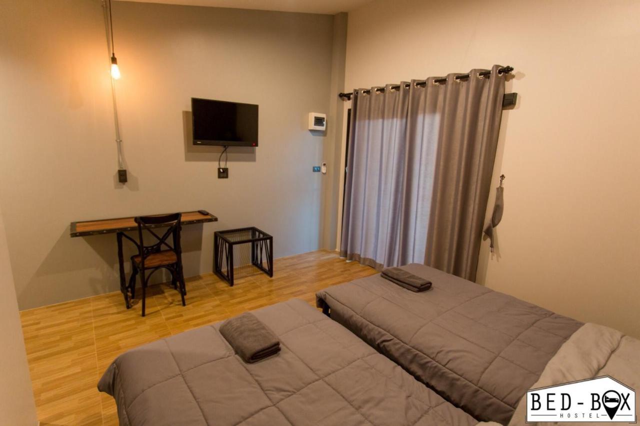 Bed Box Hotel Nakhon Ratchasima Bagian luar foto