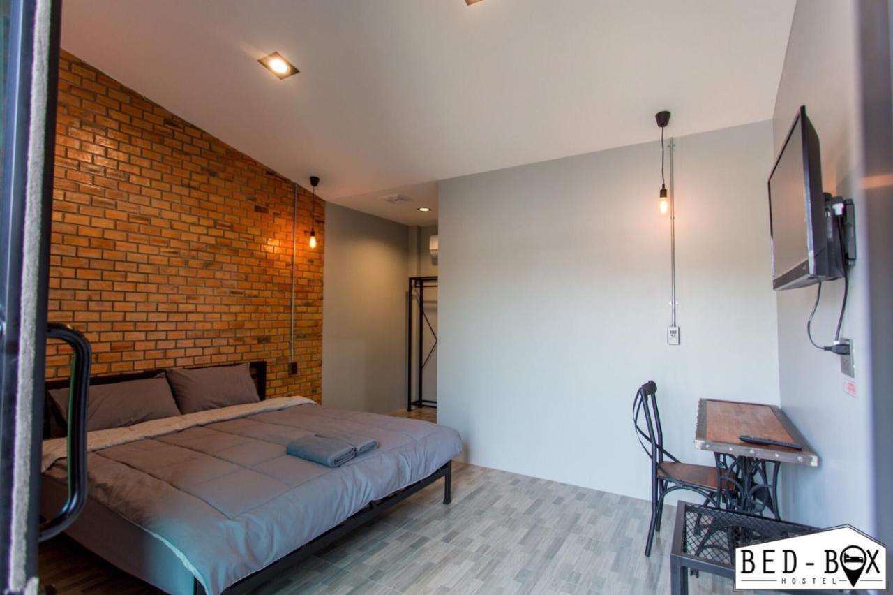 Bed Box Hotel Nakhon Ratchasima Bagian luar foto