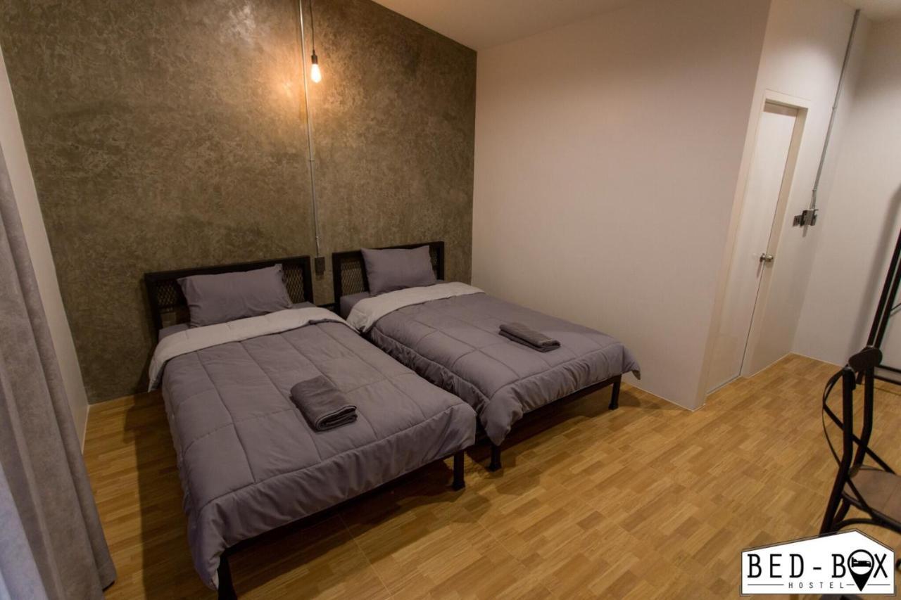 Bed Box Hotel Nakhon Ratchasima Bagian luar foto
