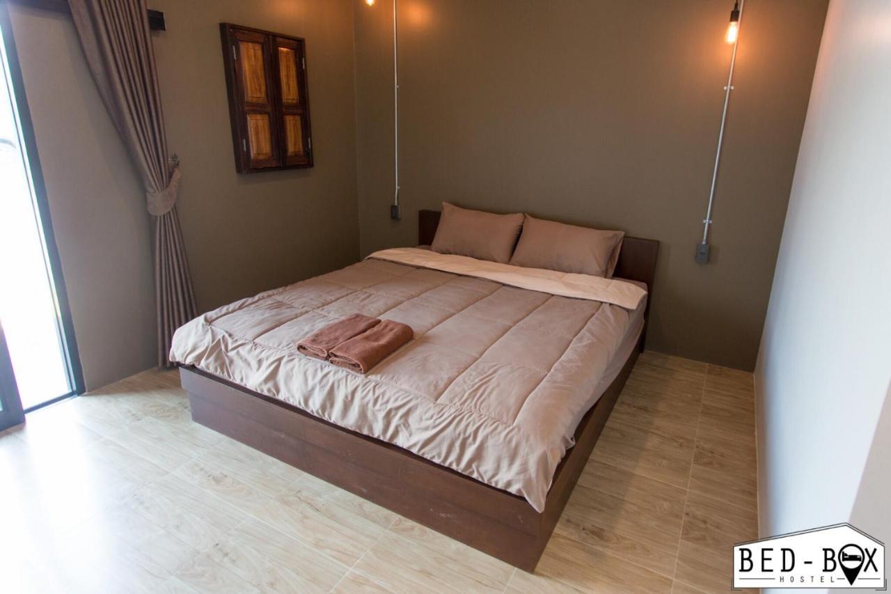 Bed Box Hotel Nakhon Ratchasima Bagian luar foto
